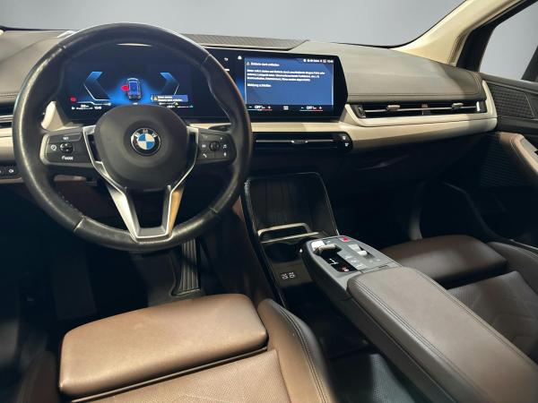 BMW 216