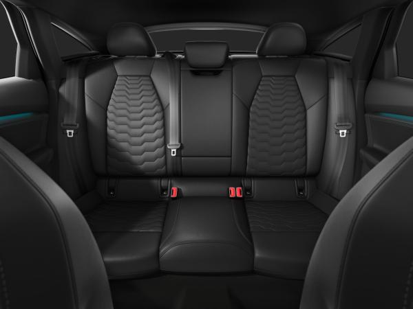 Audi S6 e-tron