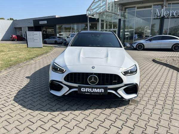 Mercedes-Benz C 63 AMG