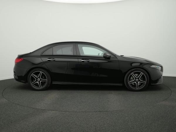 Mercedes-Benz A 220