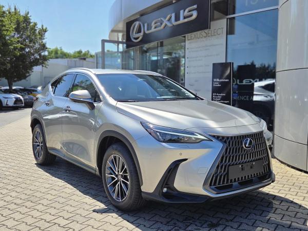 Lexus NX 450h+