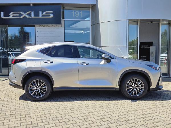 Lexus NX 450h+
