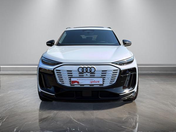 Audi SQ6 e-tron