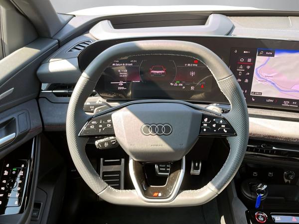 Audi SQ6 e-tron