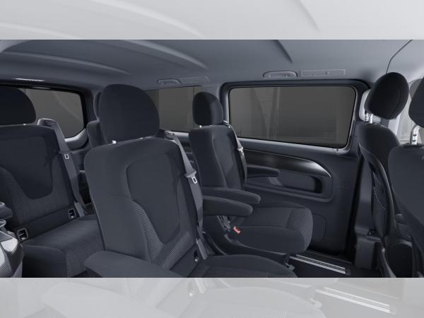 Mercedes-Benz V 220