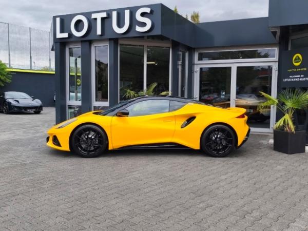 Lotus Emira