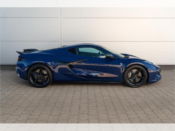 Corvette C8