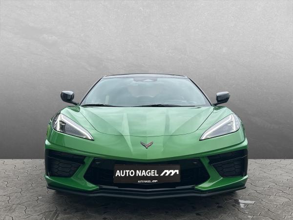 Corvette C8