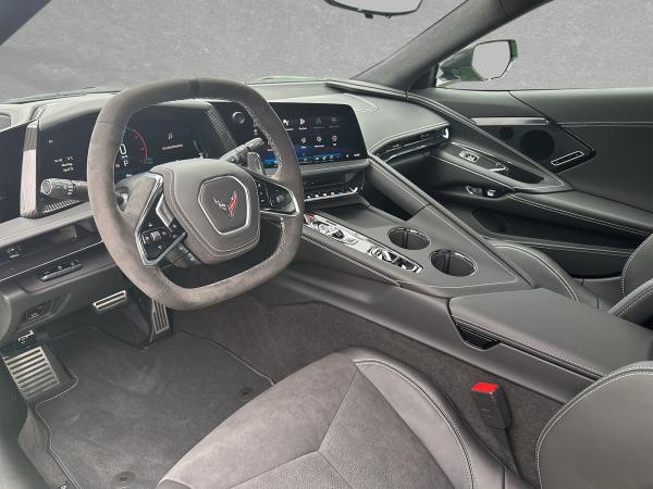 Corvette C8