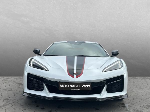 Corvette C8