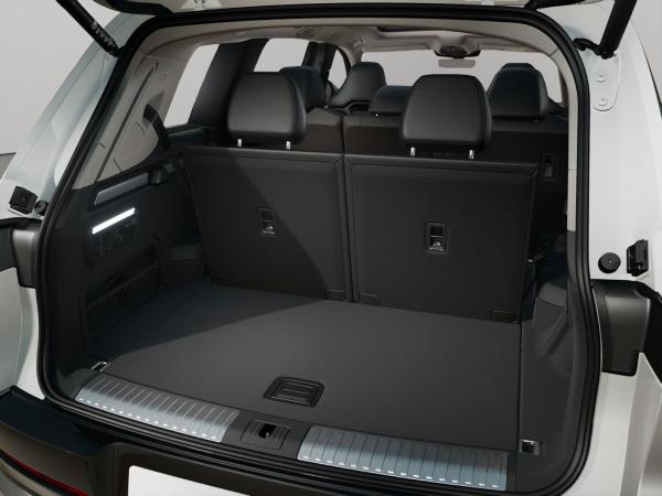 Audi Q9