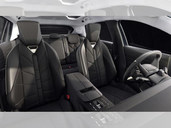 DS Automobiles N°7