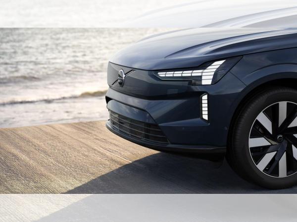 Volvo EX90