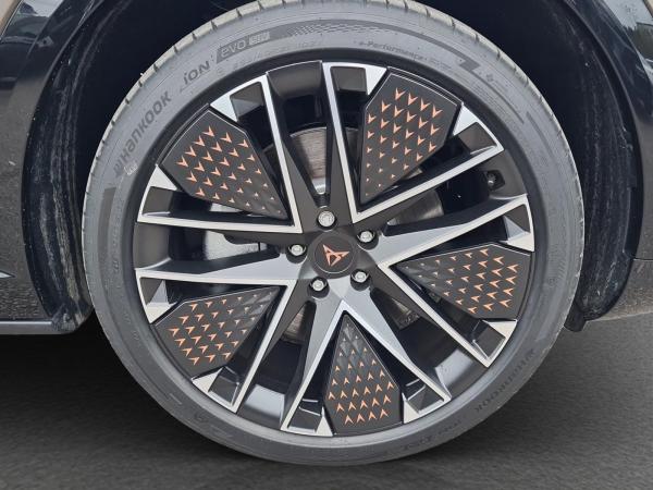 Cupra Tavascan