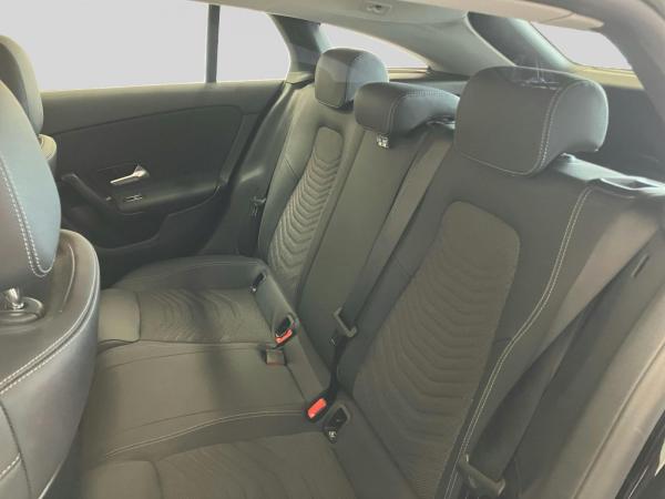 Mercedes-Benz CLA 180