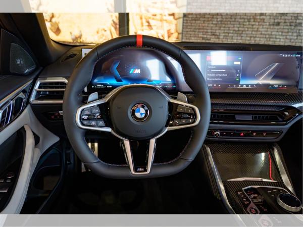 BMW M440i