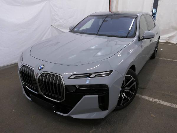 BMW 740