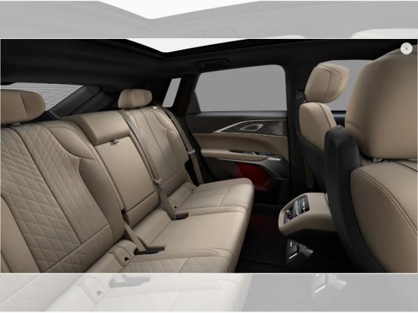 Cadillac LYRIQ