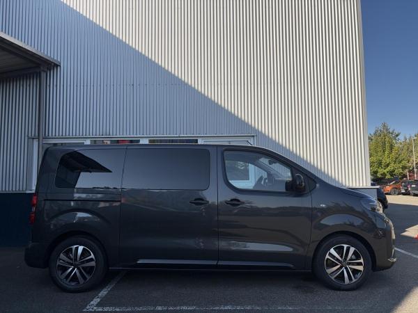 Peugeot Traveller
