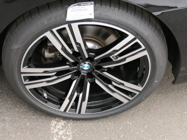 BMW 740