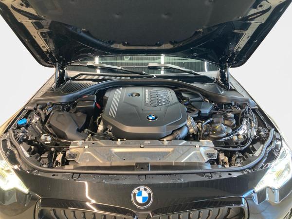 BMW M240i